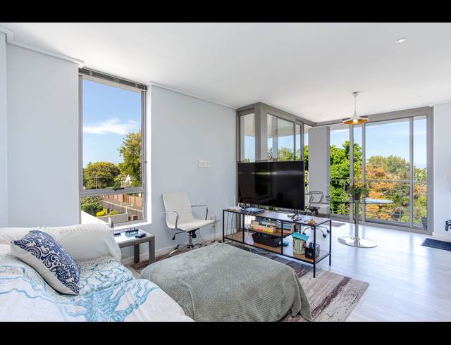 2 BEDROOM APARTMENT FOR SALE IN KENILWORTH UPPER